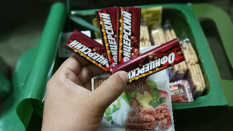 军粮试吃:二两巧克力半斤肉,俄罗斯山地部队怎么吃饭?